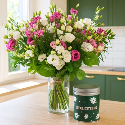 Gefeliciteerd boeket + snoep blikje gefeliciteerd